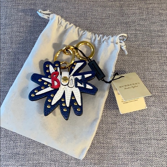 Free Shipping NWT. Authentic Burberry Boom Lock - Picture 2 of 5